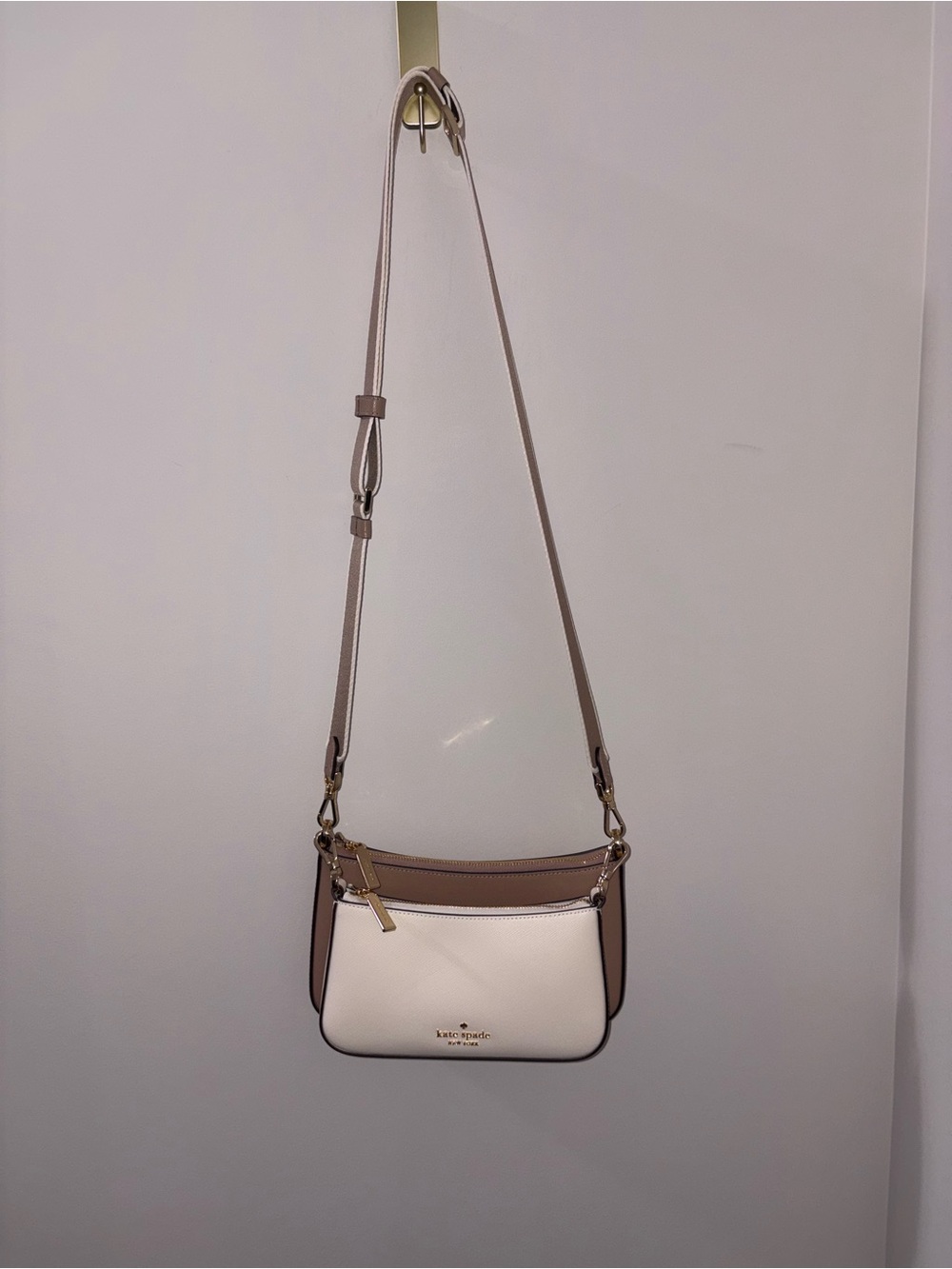 Kate Spade Dual Cream & Tan Crossbody Purse! - Picture 3 of 11